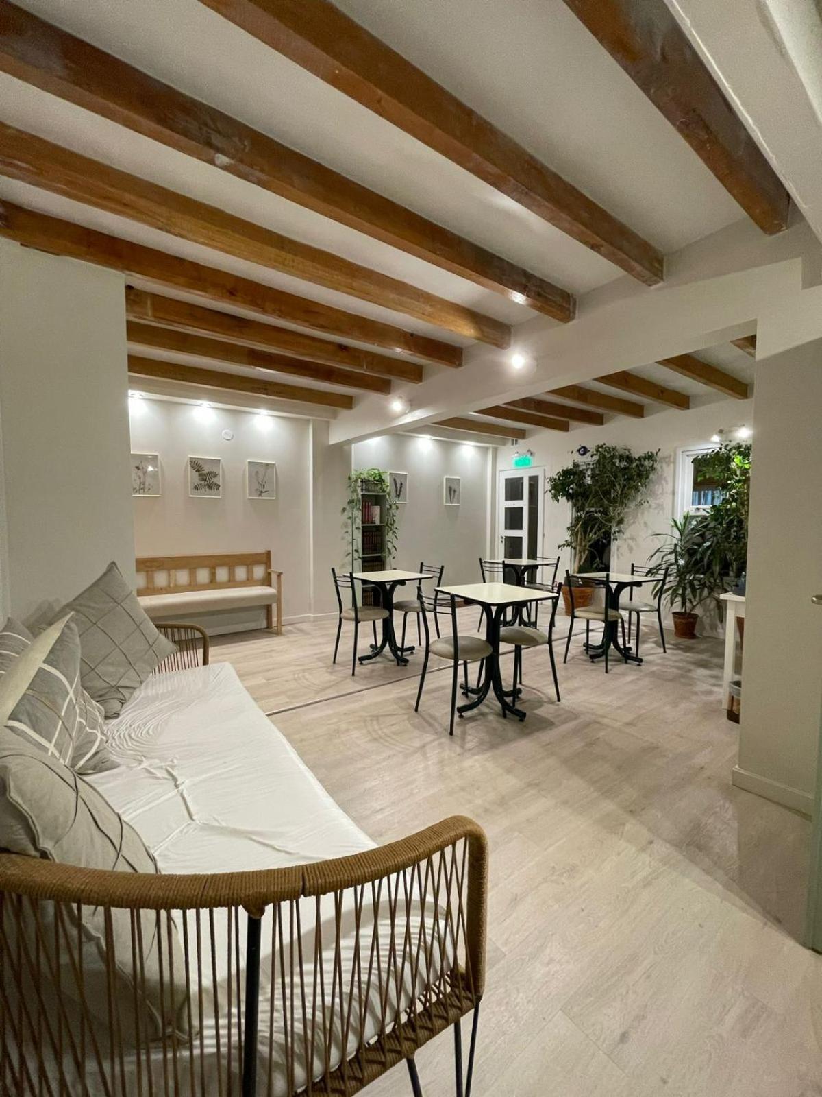 Los Calafates Hotel Ushuaia Zewnętrze zdjęcie